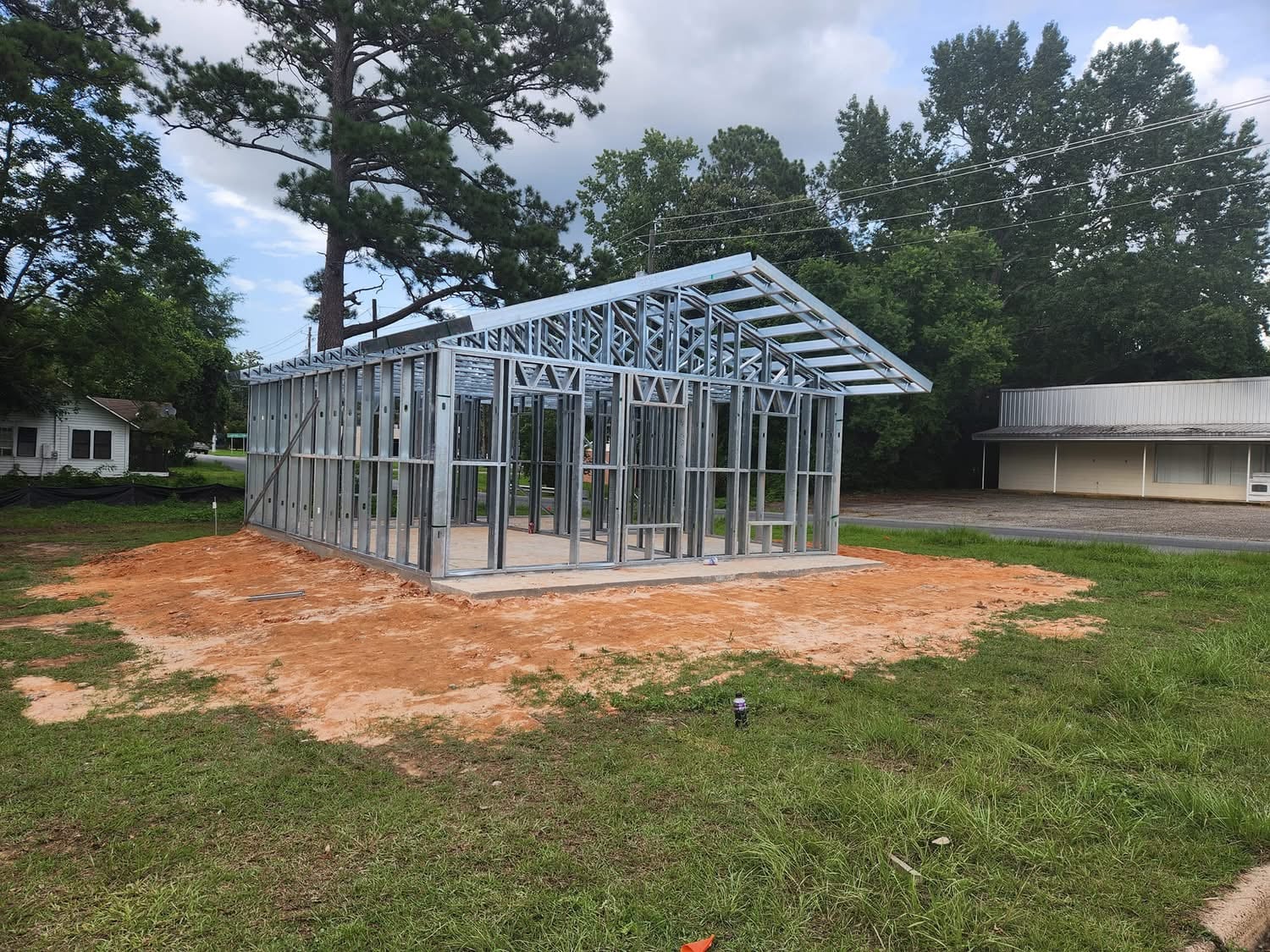 Steel barndominium frame with pitched roof in Georgia